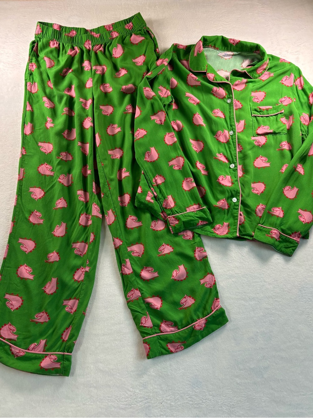 Women’s Green & Pink Printed Button-Up Pajama Set